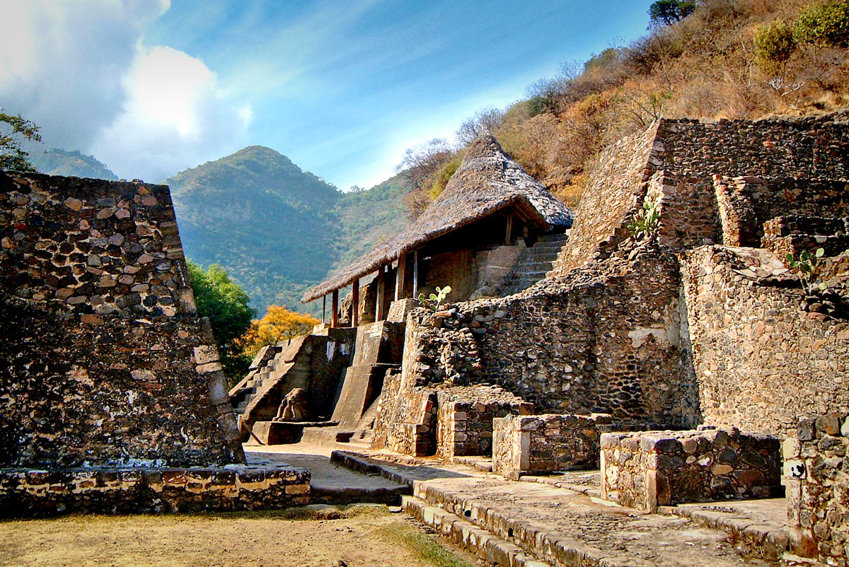 W0135 Malinalco Cauachalli Temple