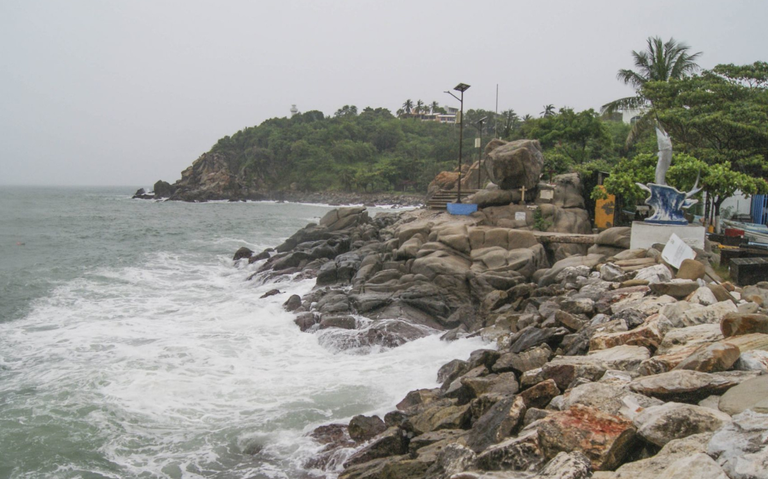 Huracanes se acercan a México por el Pacífico y la Península de Yucatán