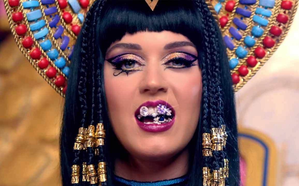 katy perry lanzo cancion dark 0 0 1155 719