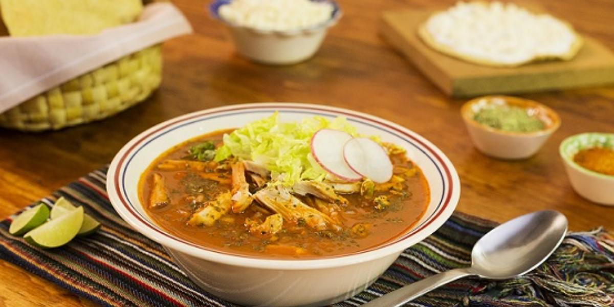 Hoy es jueves pozolero y aquí l Hoy es jueves pozolero y aquí l