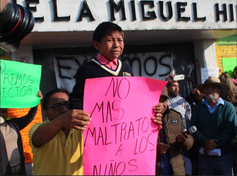 cierran escuela de San Andrés C